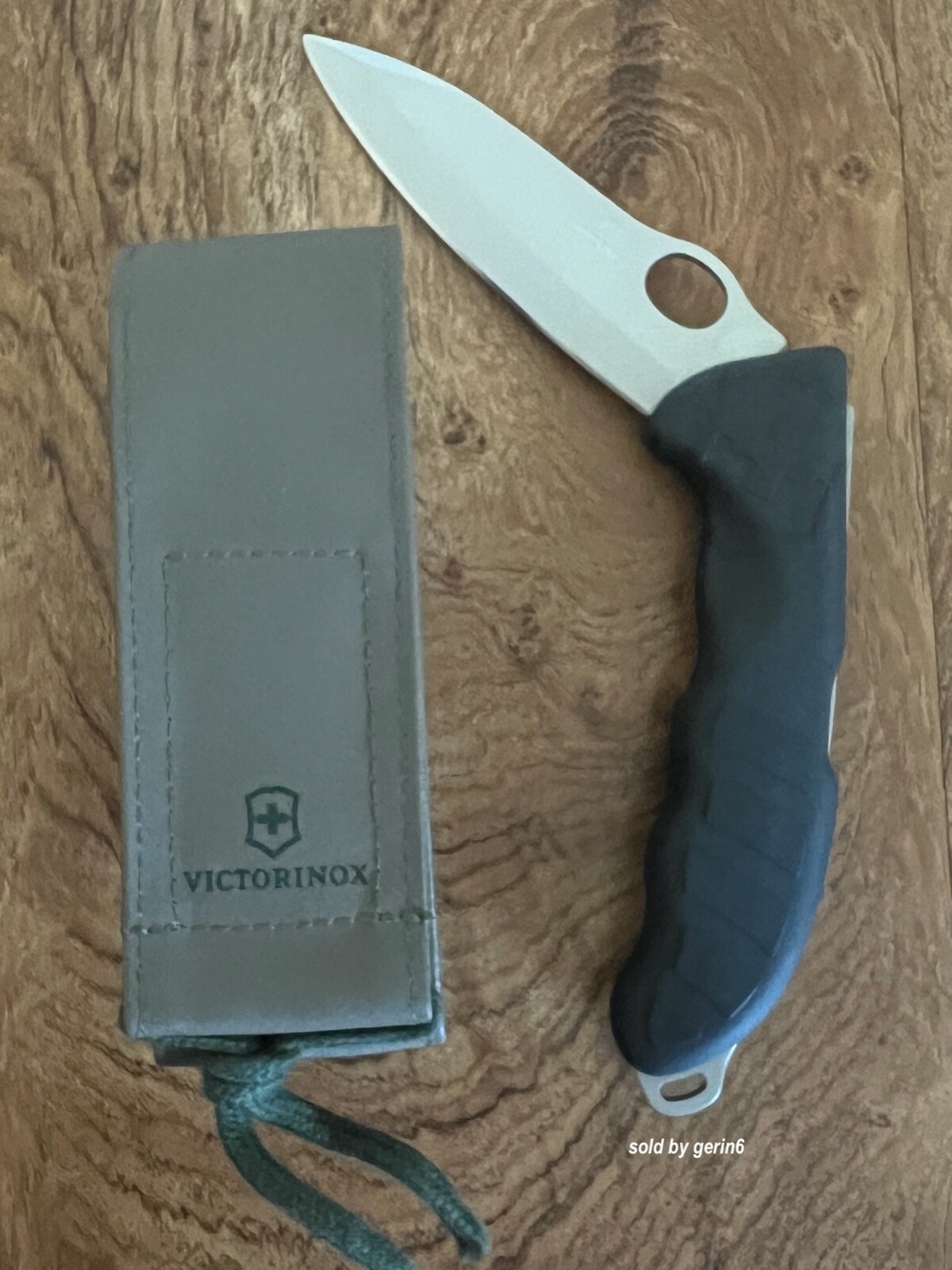 Swiss Army Knife Hunter Pro Black Handles & Pouch 0.9411.M3, Victorinox, NIB