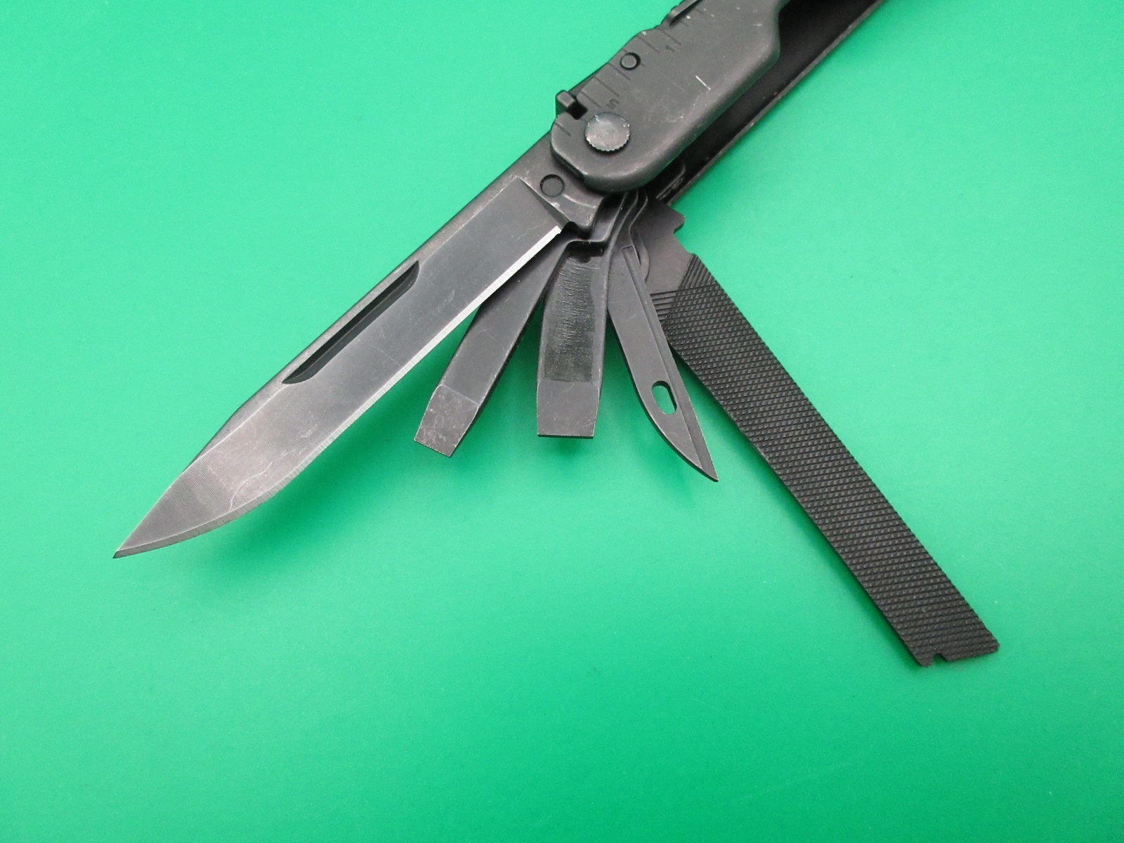 Leatherman Super Tool 300 Black Oxide Multi Tool Folding Knife USA #13A