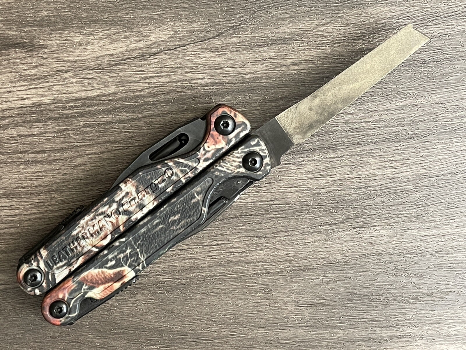 Leatherman Charge TTi Camo/Camouflage Multi Tool. Mint.