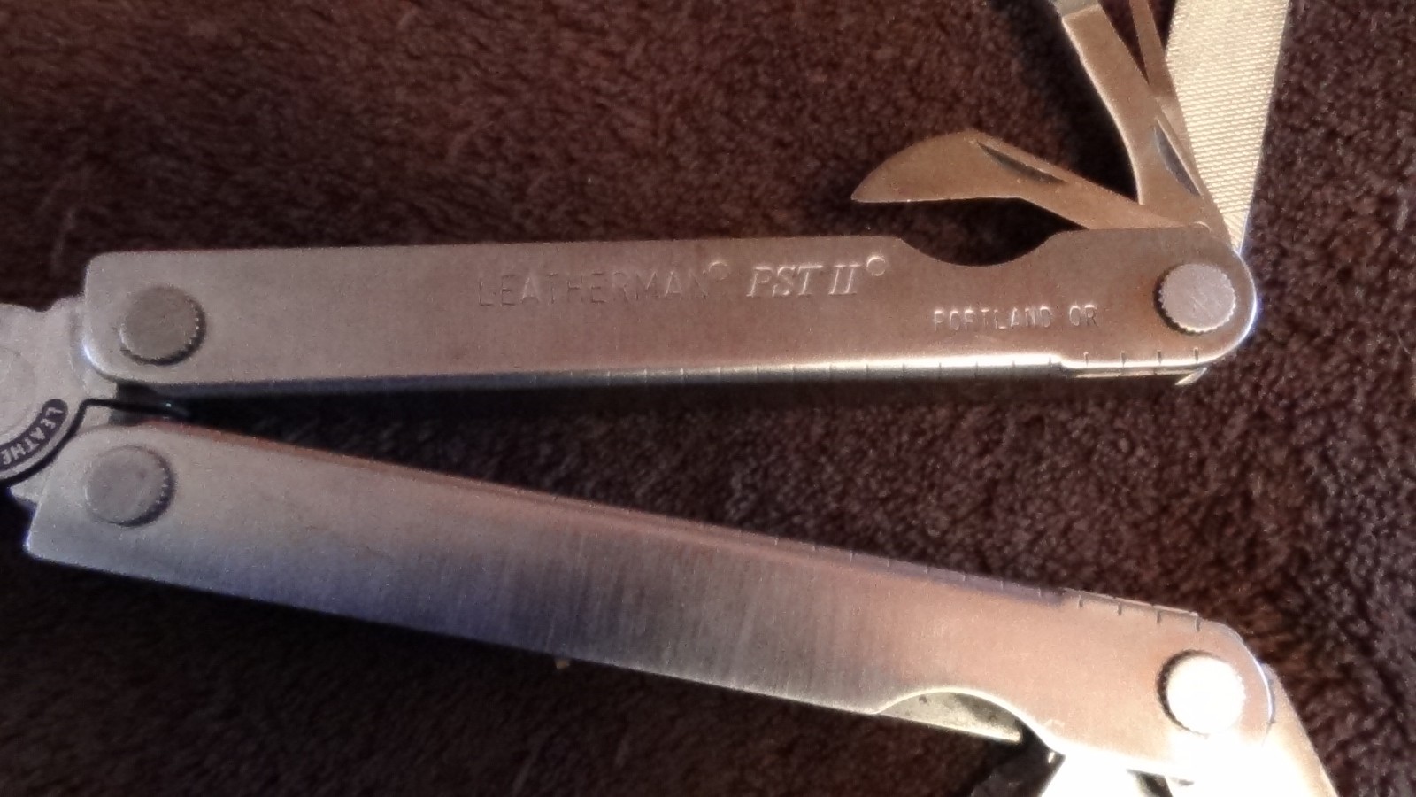Leatherman 1998 PST ll Multi-Tool w/ Leather Sheath 1198 USA EXCELLENT J