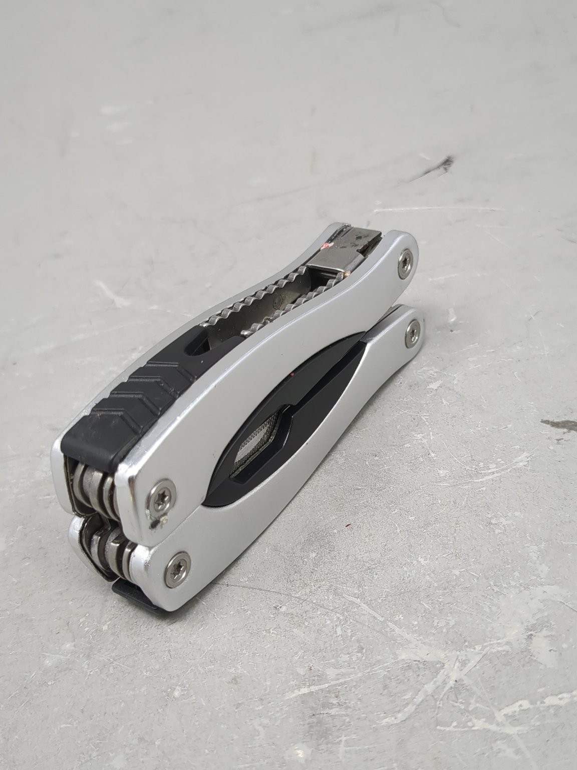 First Transit Multi-Tool Stainless Steel Pliers Knife Saw Screwdriver