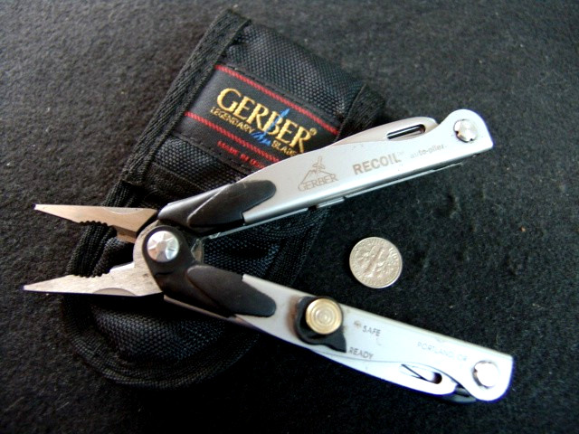 GERBER-RECOIL-AUTO PLIERS-RETIRED COLLECTIBLE-GERBER CASE-COLLECTORS EXCELLENT