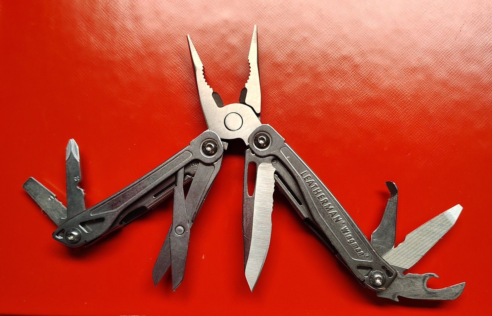 LEATHERMAN WINGMAN MULTI TOOL