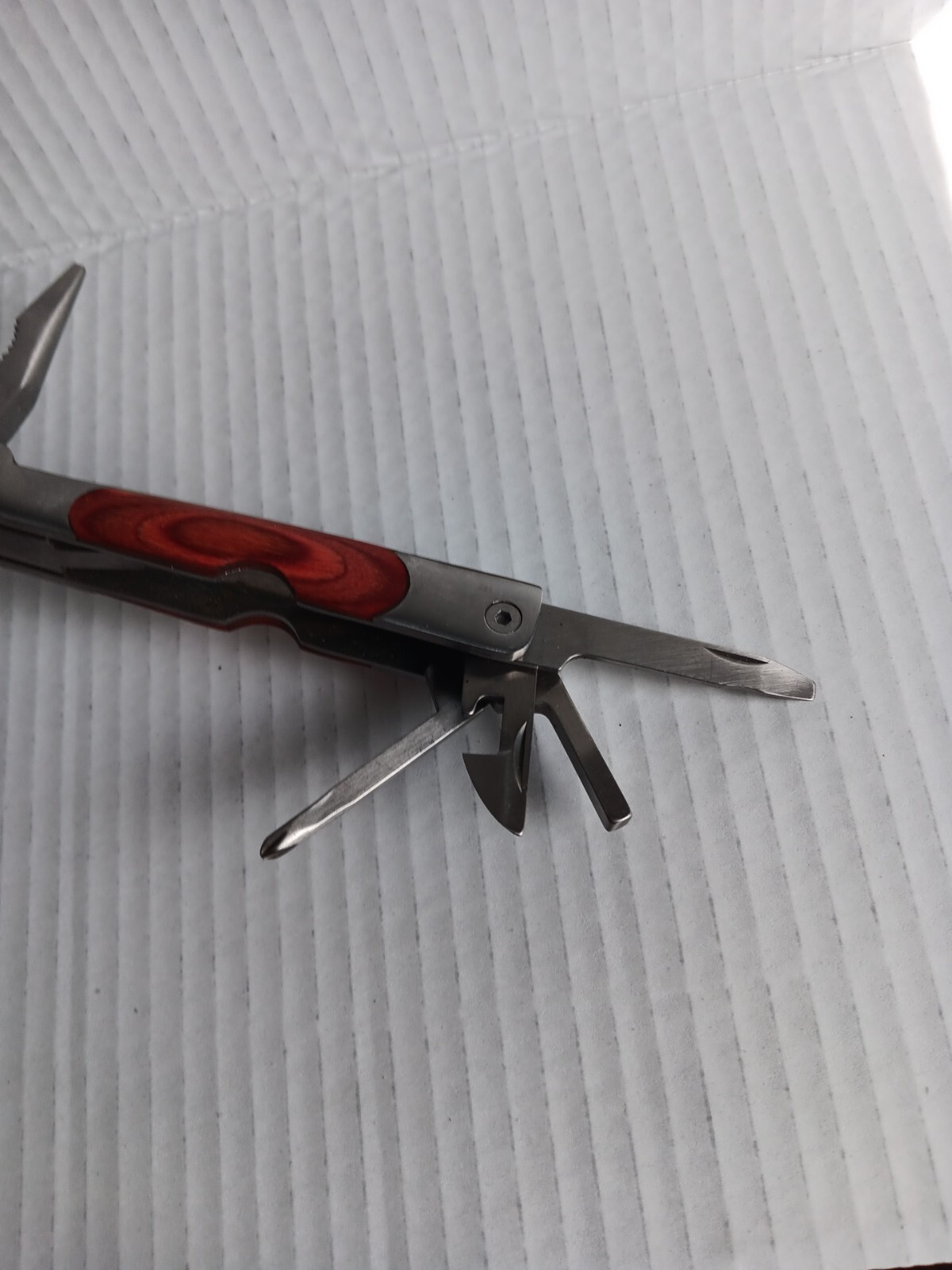 Winchester #2CR Wood Grain Multi-Tool Pliers Saw Screwdriver Can Opener And More