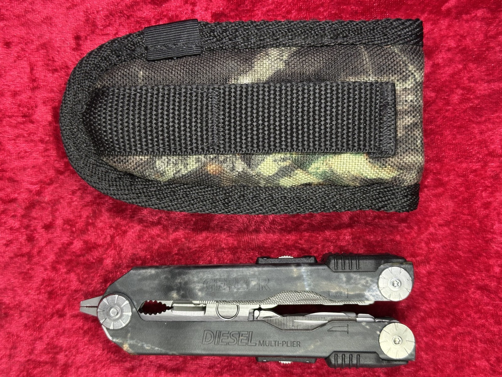 Gerber Diesel Mossy Oak Camo Multi-Plier NeedleNose w/Sheath Ultra-Rare (599)