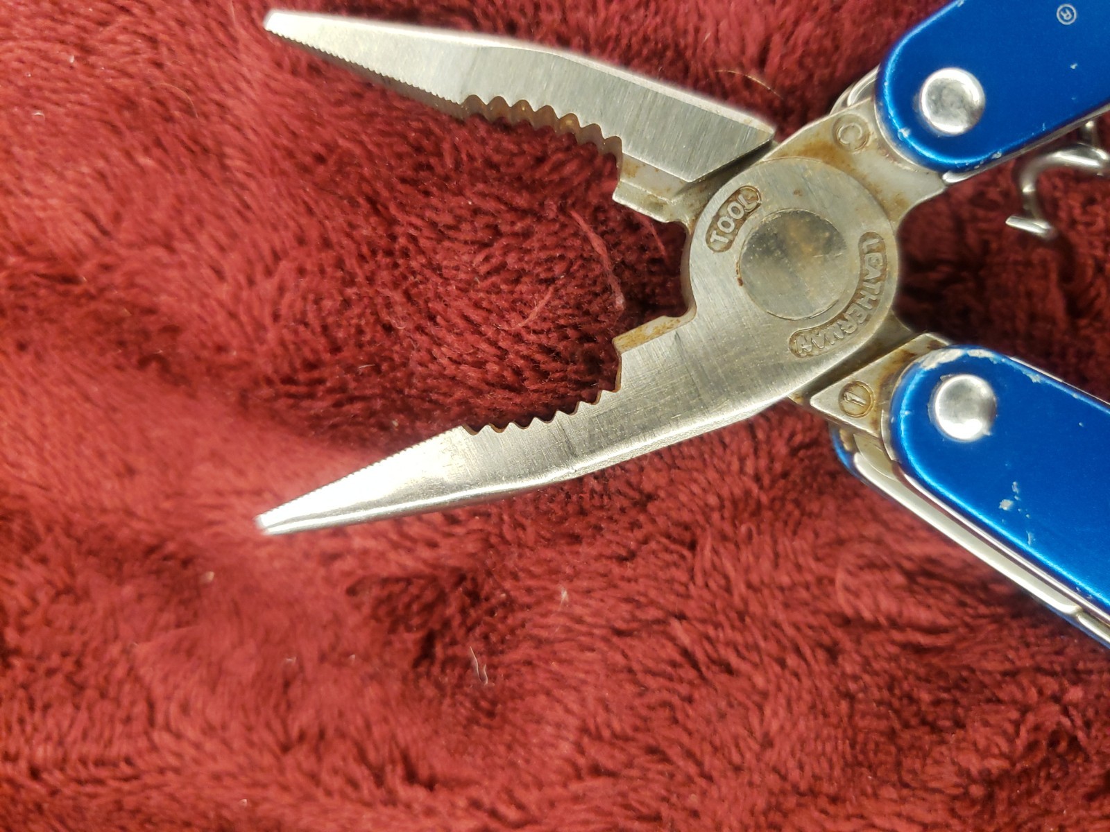 🔪🔪 Leatherman Juice CS4 Multi-Tool Stainless Pliers Multi Tool Blue Read