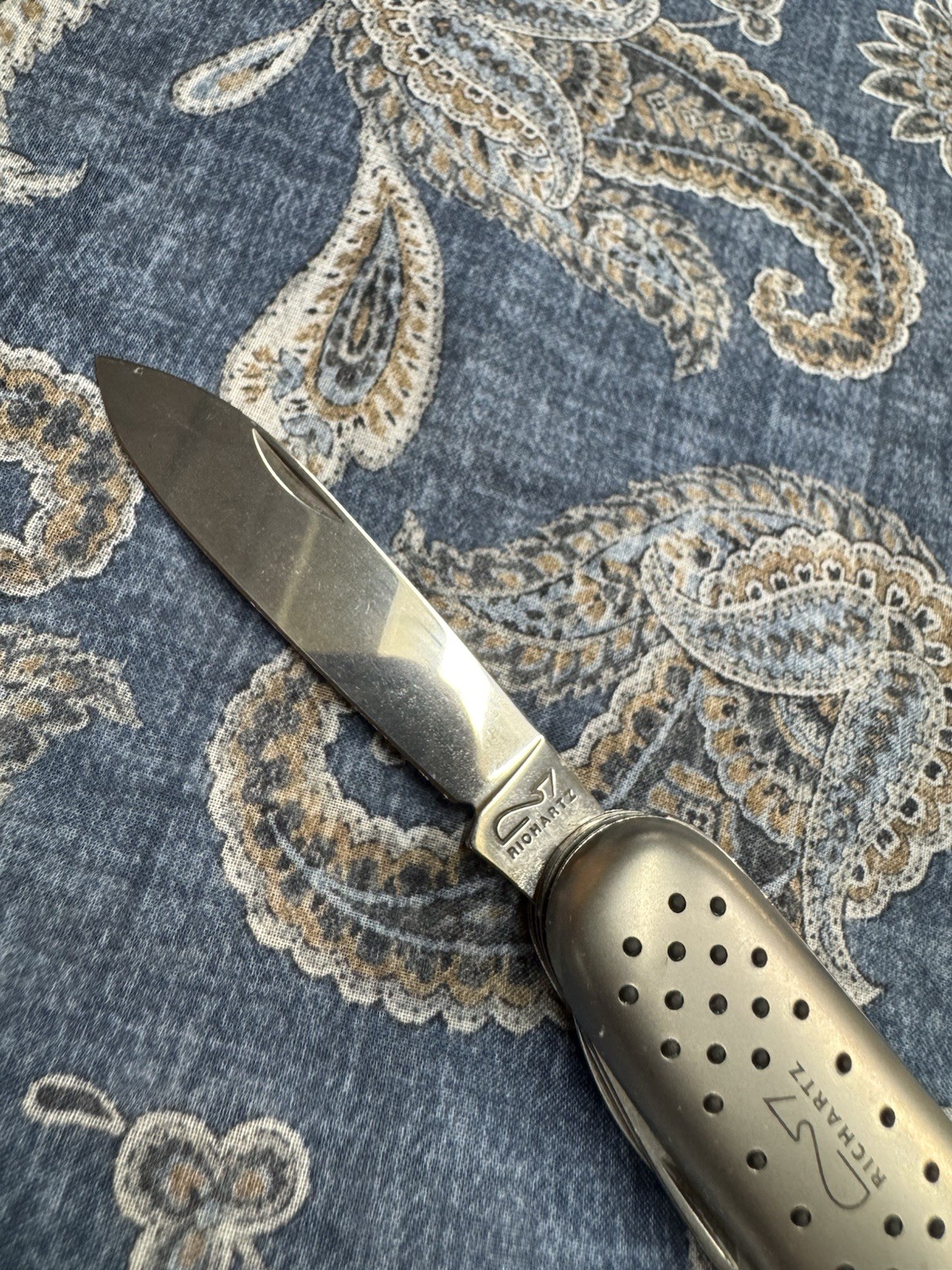 Richartz German Multi-Tool Pocket Knife w/Scissors Corkscrew, Gray Keyring