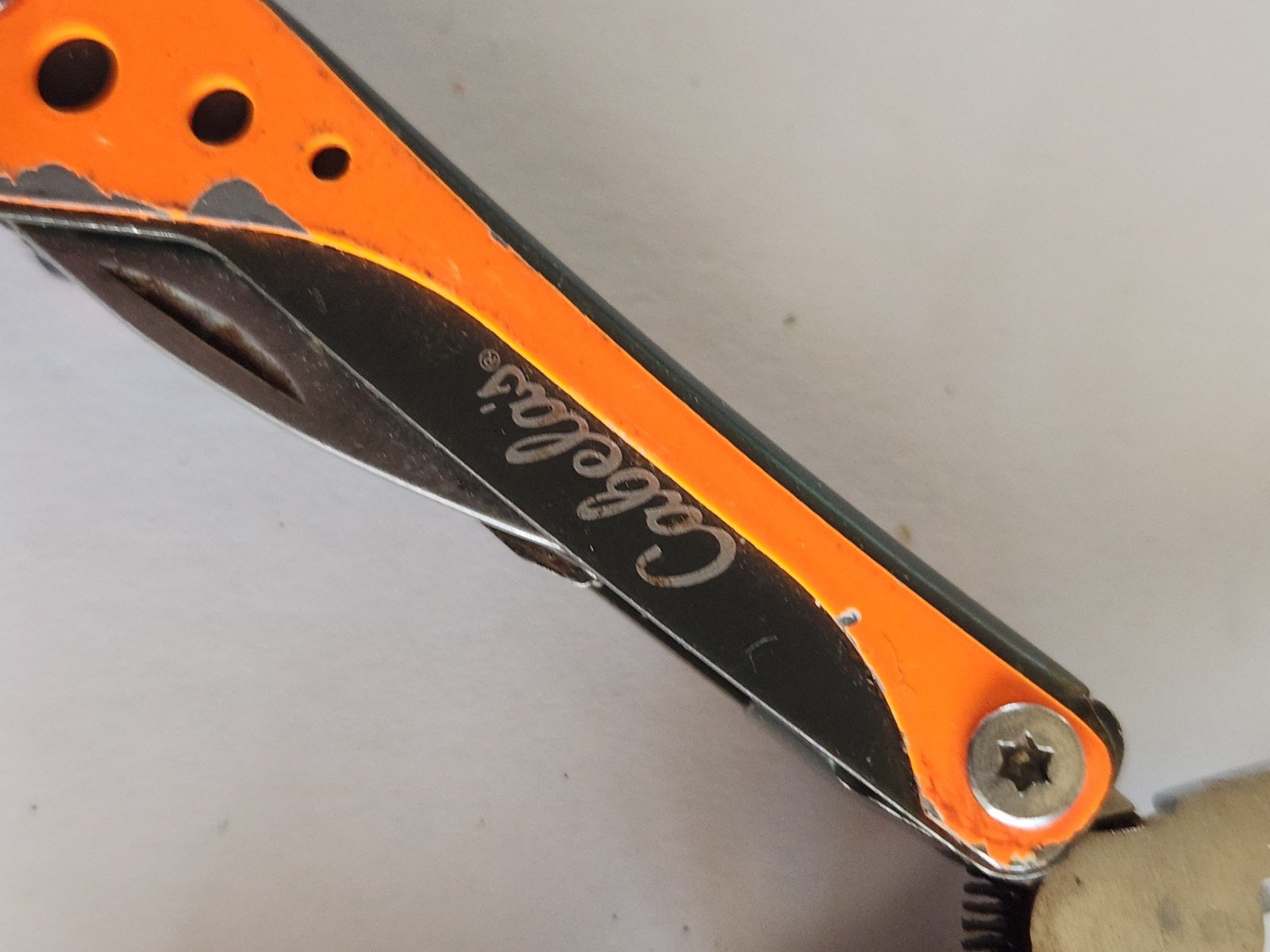 2 Cabelas Small Multi-Tool / Orange, Black