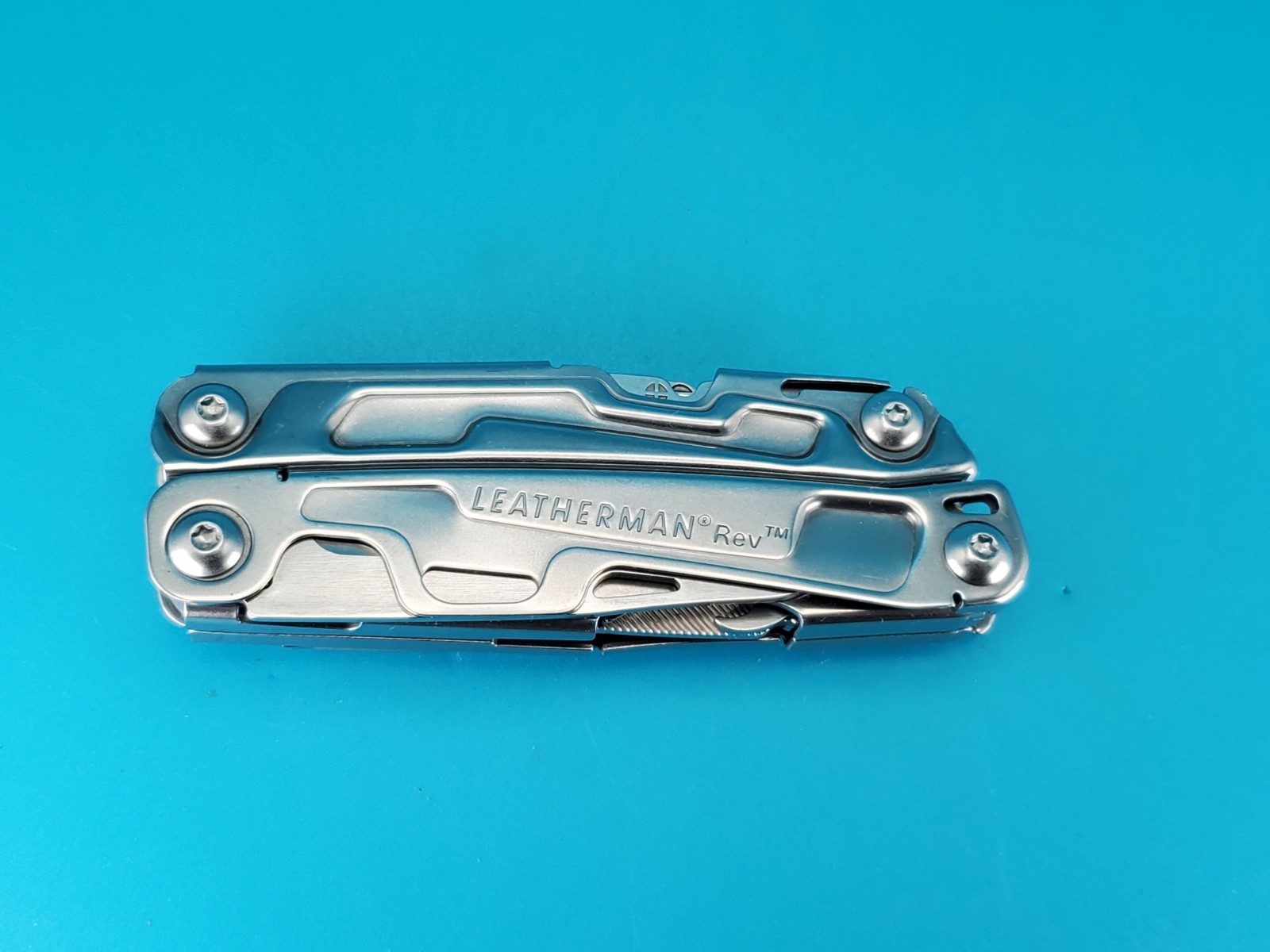 Leatherman Rev 3.8″ Multi-Tool, Stainless!
