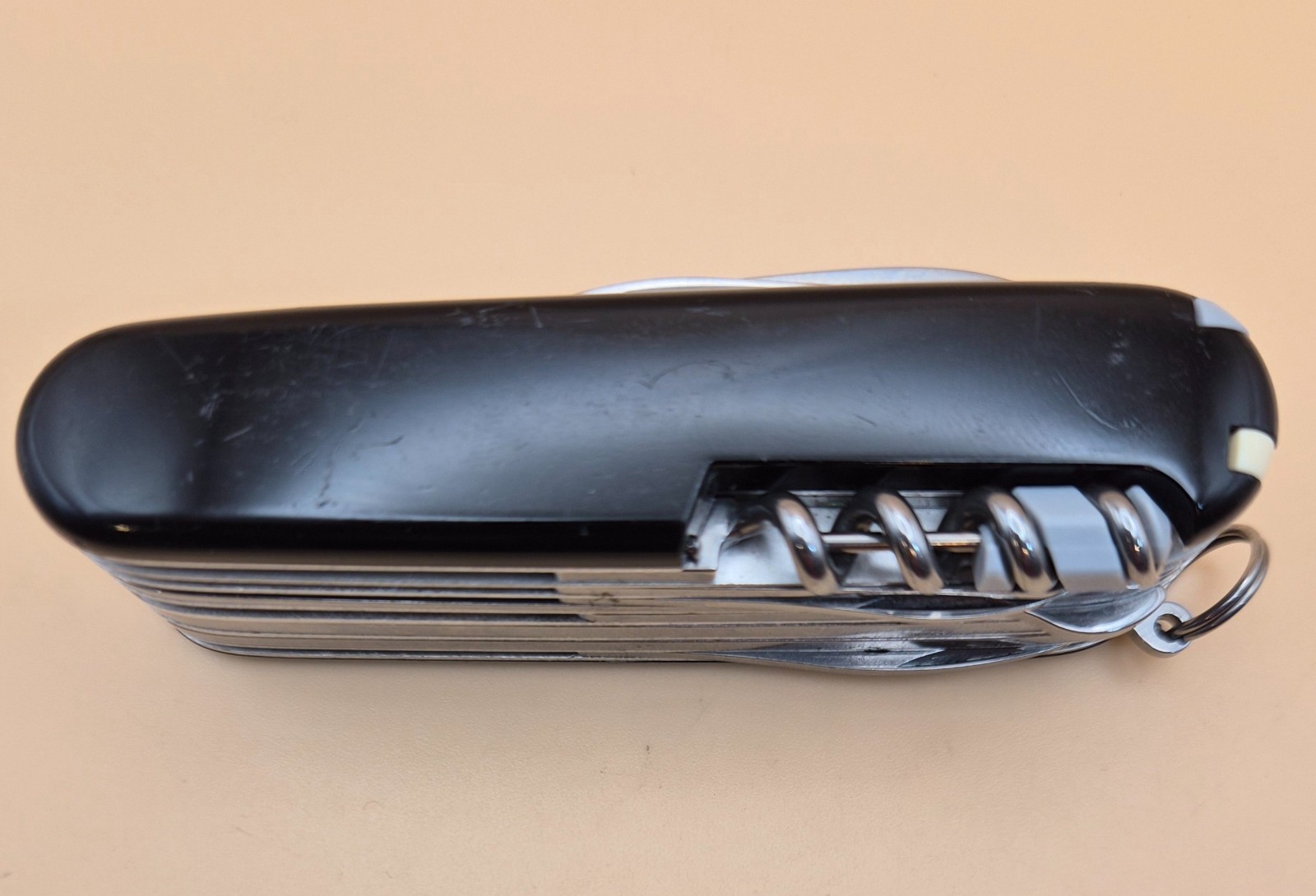 Victorinox SWISSCHAMP Swiss Army Knife – Good Condition (001)