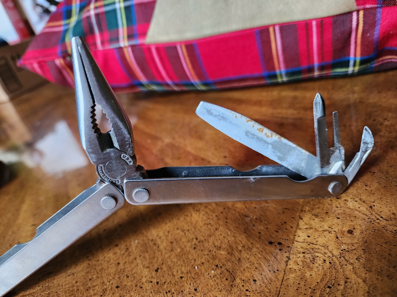Vintage Leatherman Multi-tool With Brown Case Very Good Condition