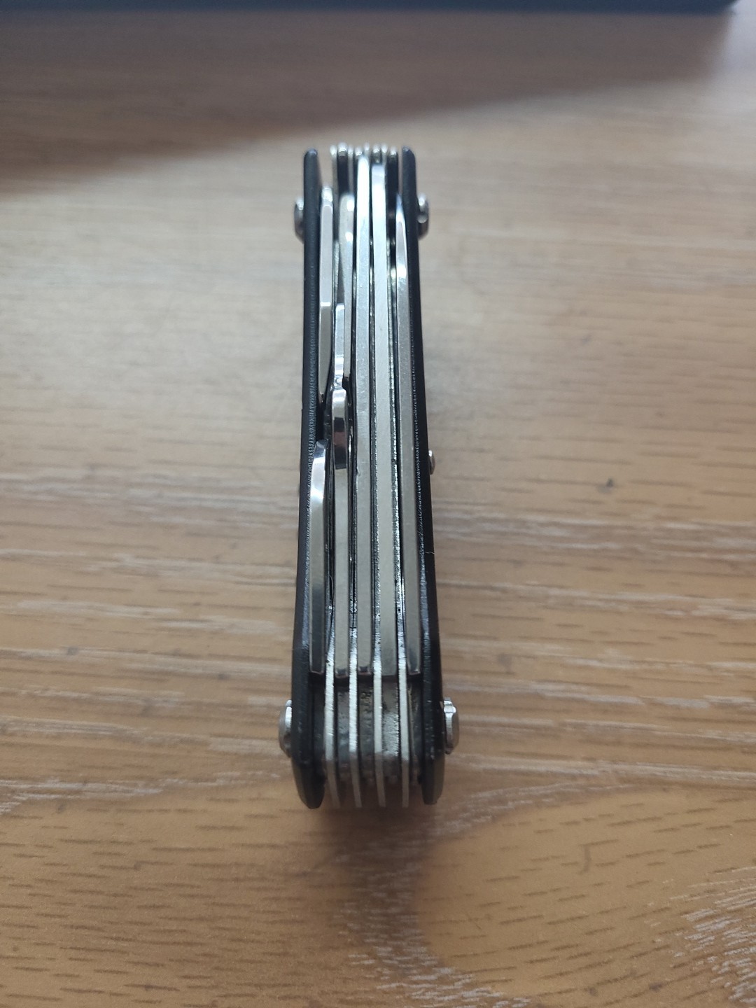 1pcs 11-in-1 Multitool Folding Knife Compact Swiss Survival Pocket Tool Sheath