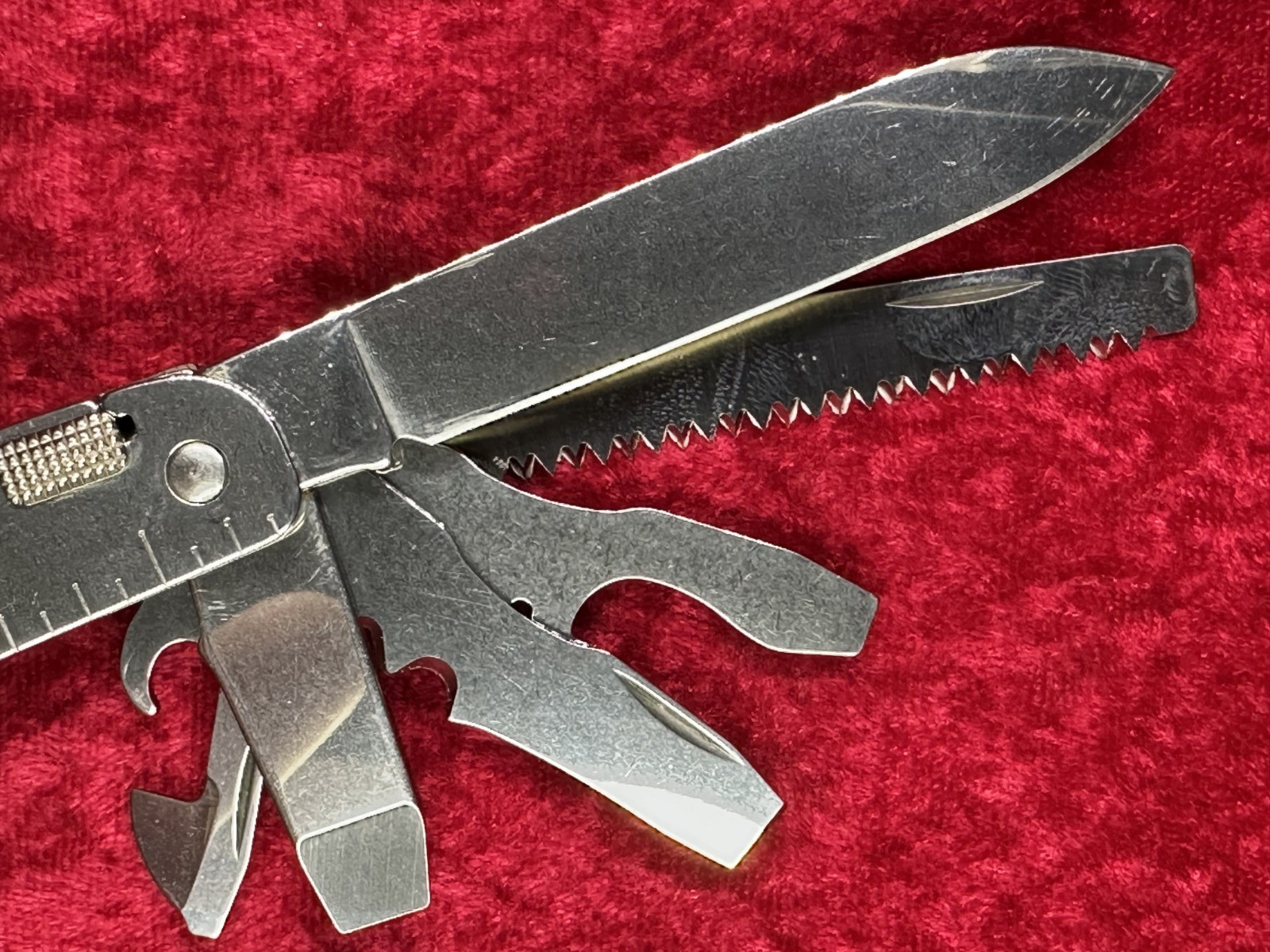 Victorinox SwissTool RS Rescue Stainless Steel Swiss Army Knife Multi-Tool (680)