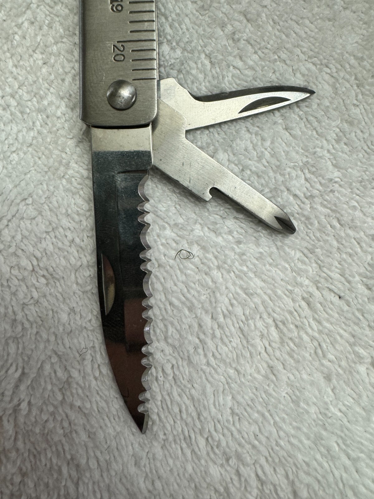 Winchester Multi Tool Black Grip Pliers Files Combination Blade Screw Driver