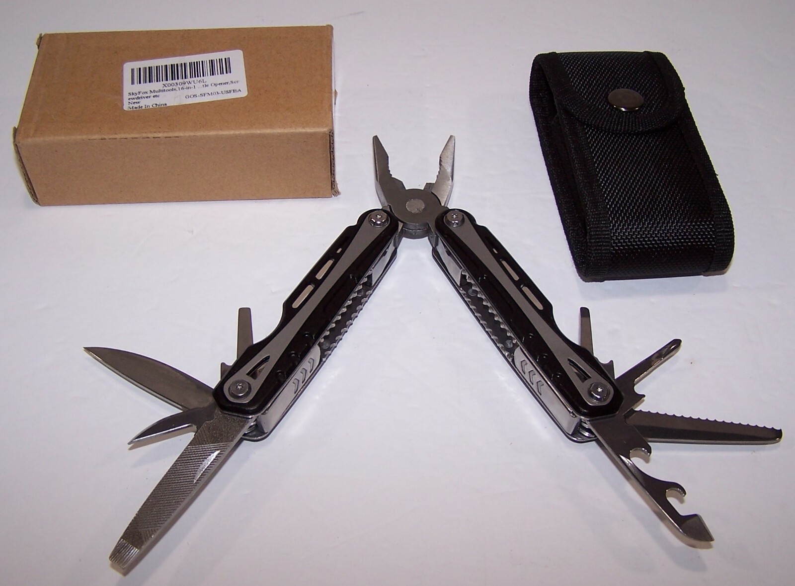 SkyFox 16-in-1 Stainless Steel Multitool w/Case for Outdoor Camping Hiking