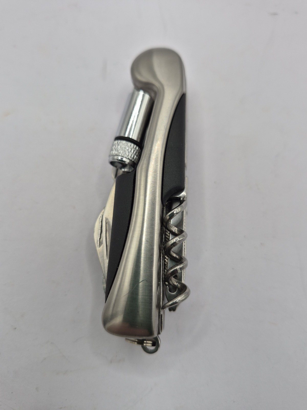 Journeys Edge PT-12/4558 Swiss Everything 13 Function Pocket tool w/LED light