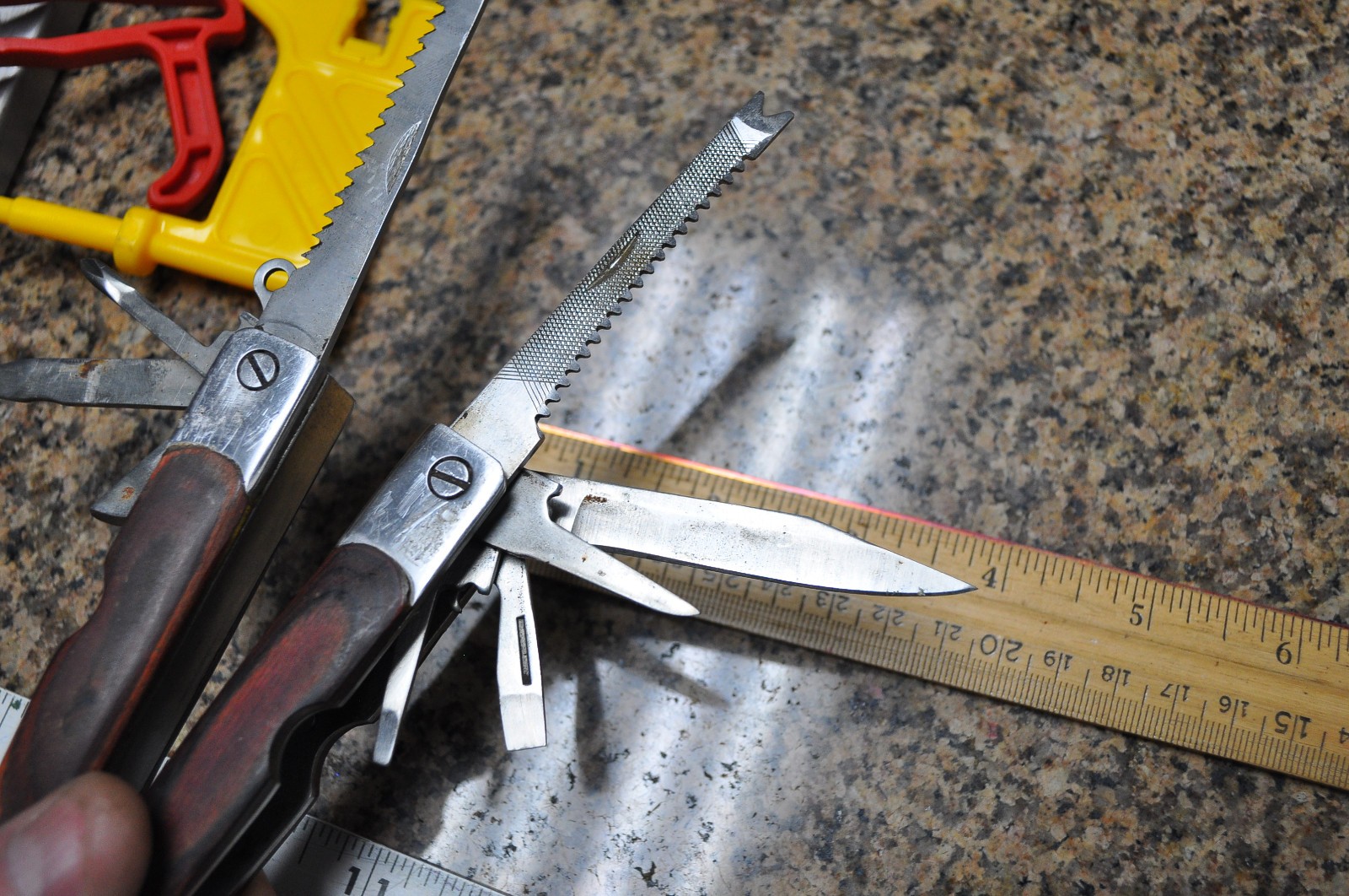 Sheffield 12-In-1 Multi Tool w/ Hardwood Handle Pliers Knife Blades Screwdrivers