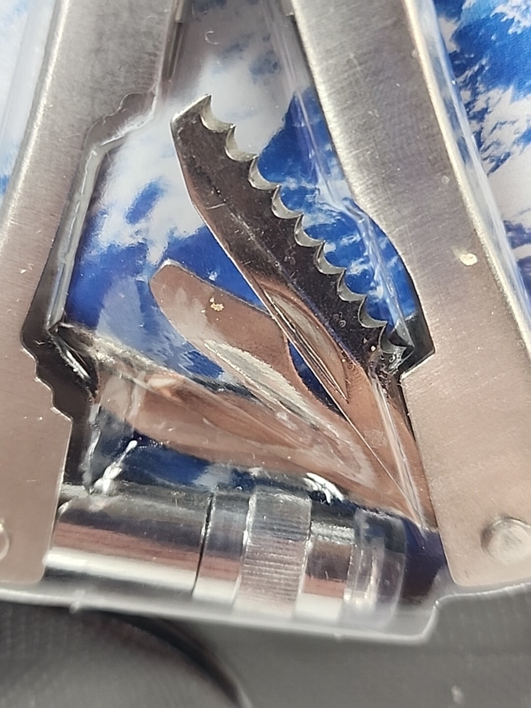 SE MULTI FUNCTION PLIER WITH LED LIGHT L13