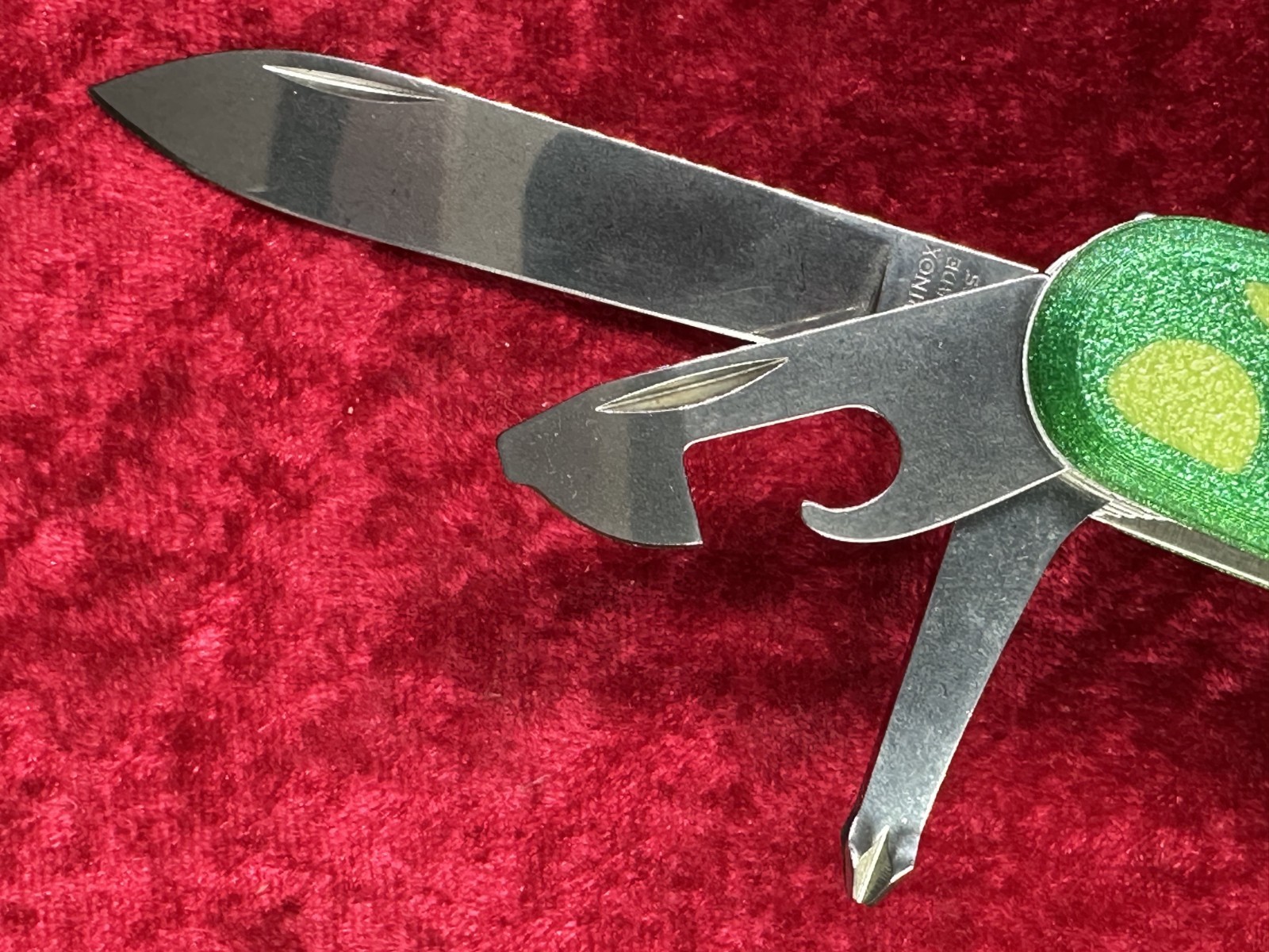 Victorinox SwissChamp Custom Green w/Yellow Dots Scales Swiss Army Knife (692)