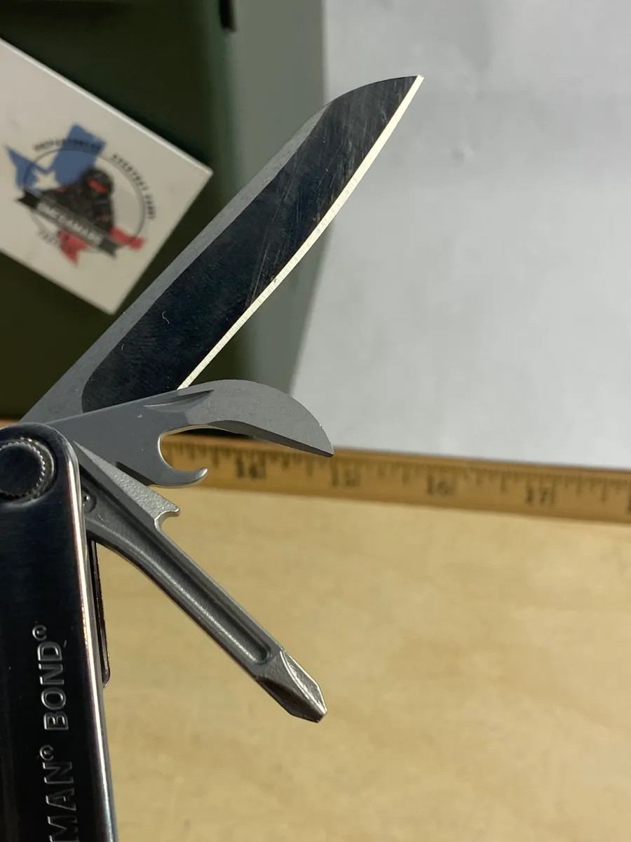 Leatherman Bond #BN1. Looks/feel brand new. (MSRP $59.95 NEW)
