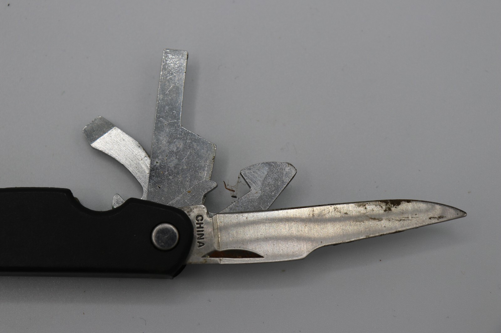 Handyman Club Of America Folding Multi Tool Pliers Knife
