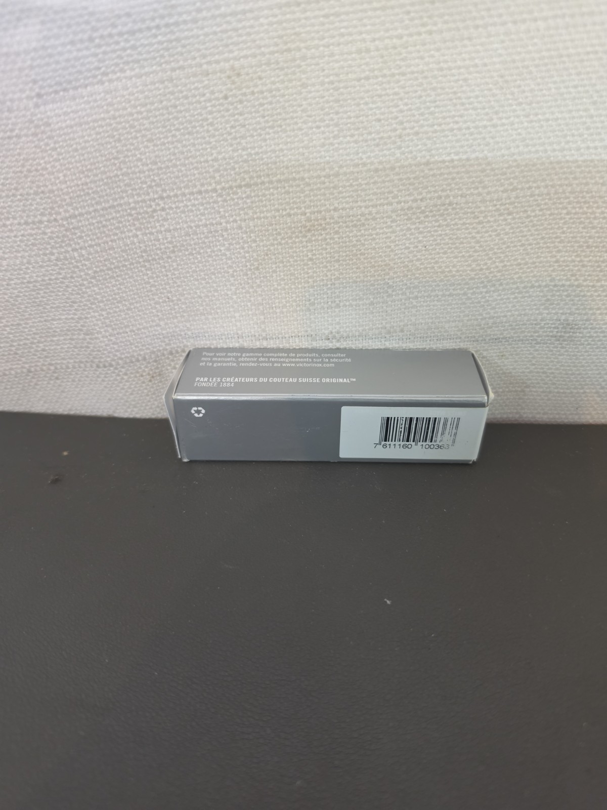 Victorinox Swiss Army Knife 1.3773-X Red Handyman 24 Functions 91mm New in Box