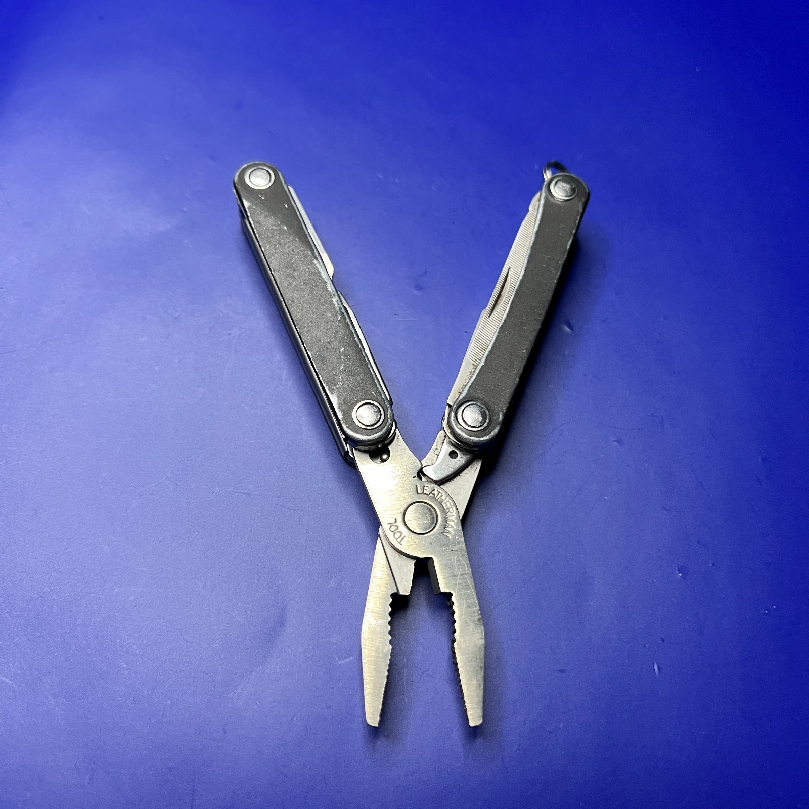 Leatherman Squirt PS4 Multi Tool, Knife, Pliers – Black