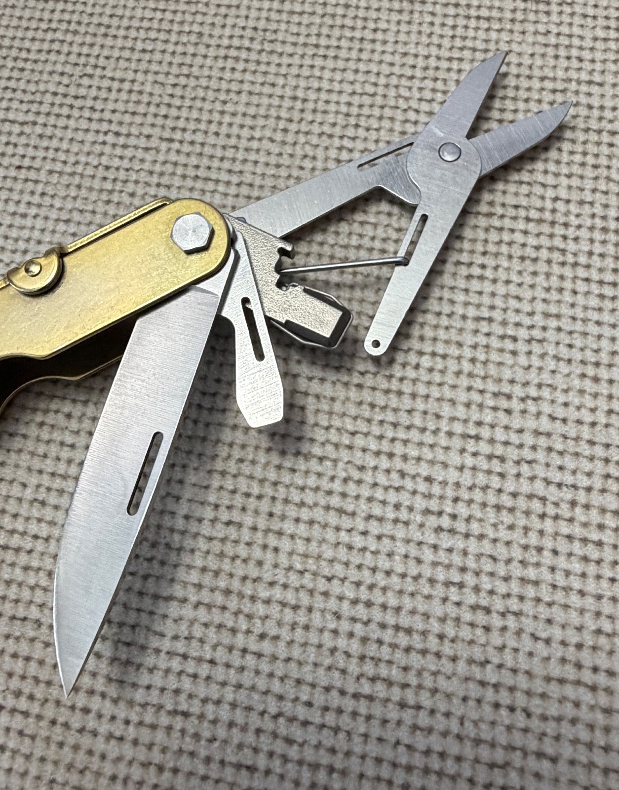 RARE Vintage Retired SOG Gold TiNi Power Lock Multi Tool w/sheath + SOG Bit Kit