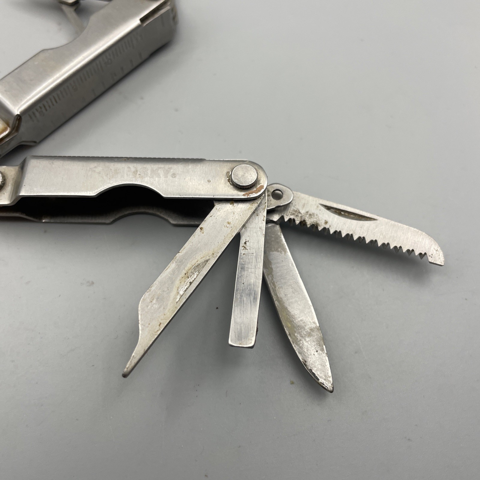 Husky Small Multi-Tool, 2 1/2” Long Closed