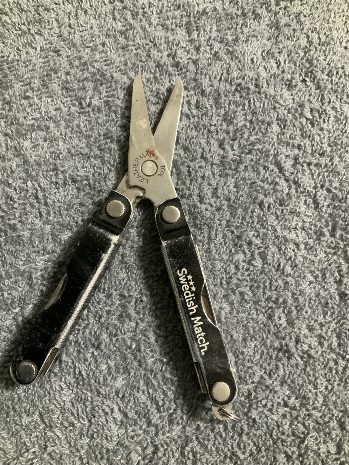Leatherman Micra Multi-Tool Knife, Scissors- Black (E)
