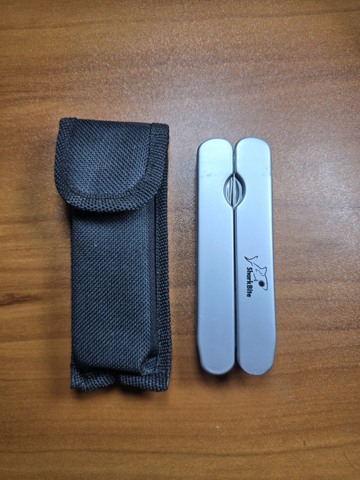 Multitool Stainless Steel – “SharkBite” – Pocket Knife