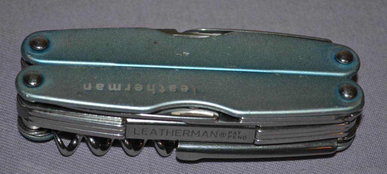 OEM Leatherman Juice CS4 Blue Multi-Tool Knife, Pliers Scissors, Other Tool-Good