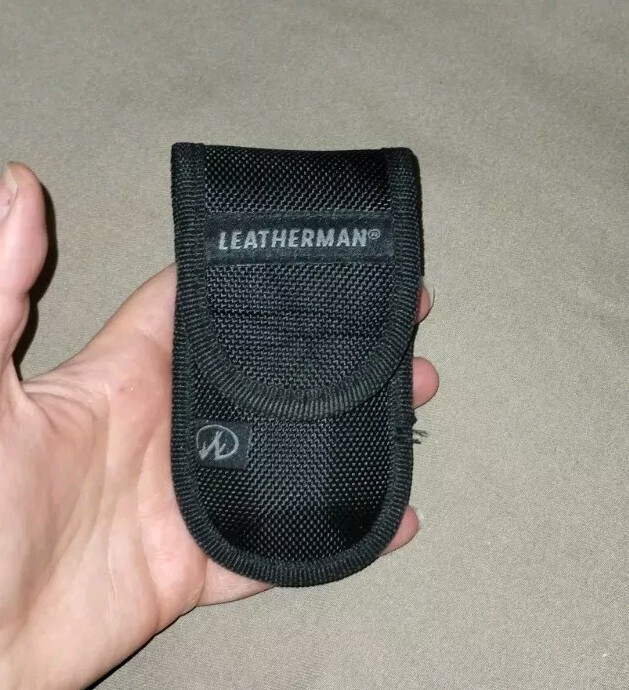 Leatherman Bolster 13-Tool Stainless Steel Multi-tool & Sheath Lightweight 5.9oz
