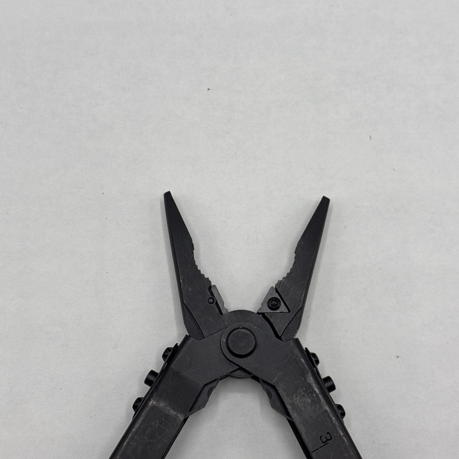 Gerber MP 600, Carbide Cutters, Needlenose – Black