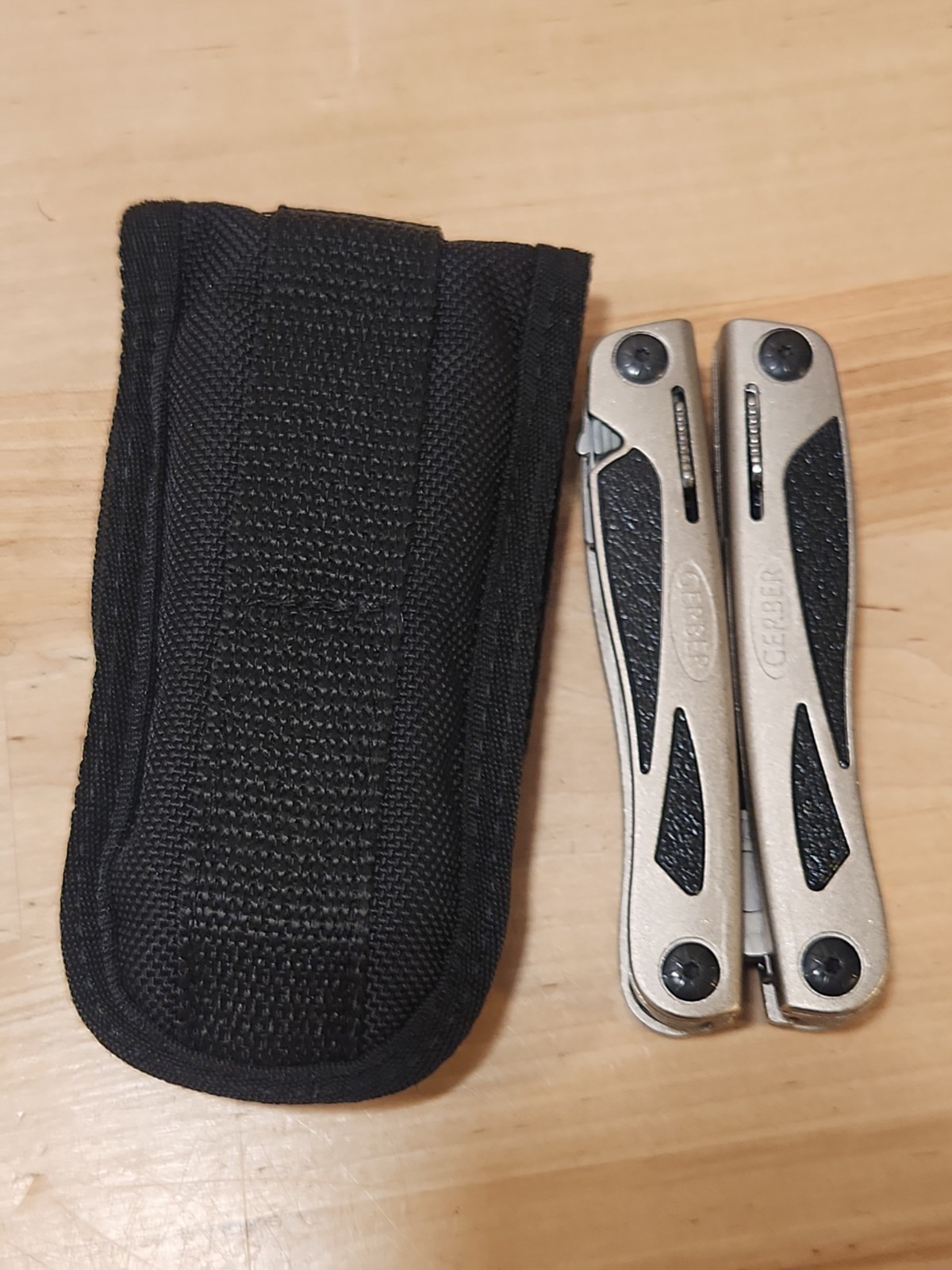 Gerber MP700 Urban Legend Multi-plier