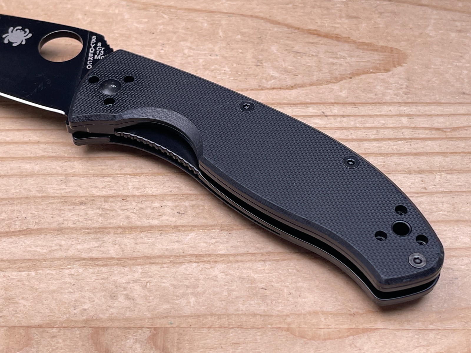 Spyderco Tenacious Plain Edge Black 8Cr13Mov G-10 Folding Pocket Knife