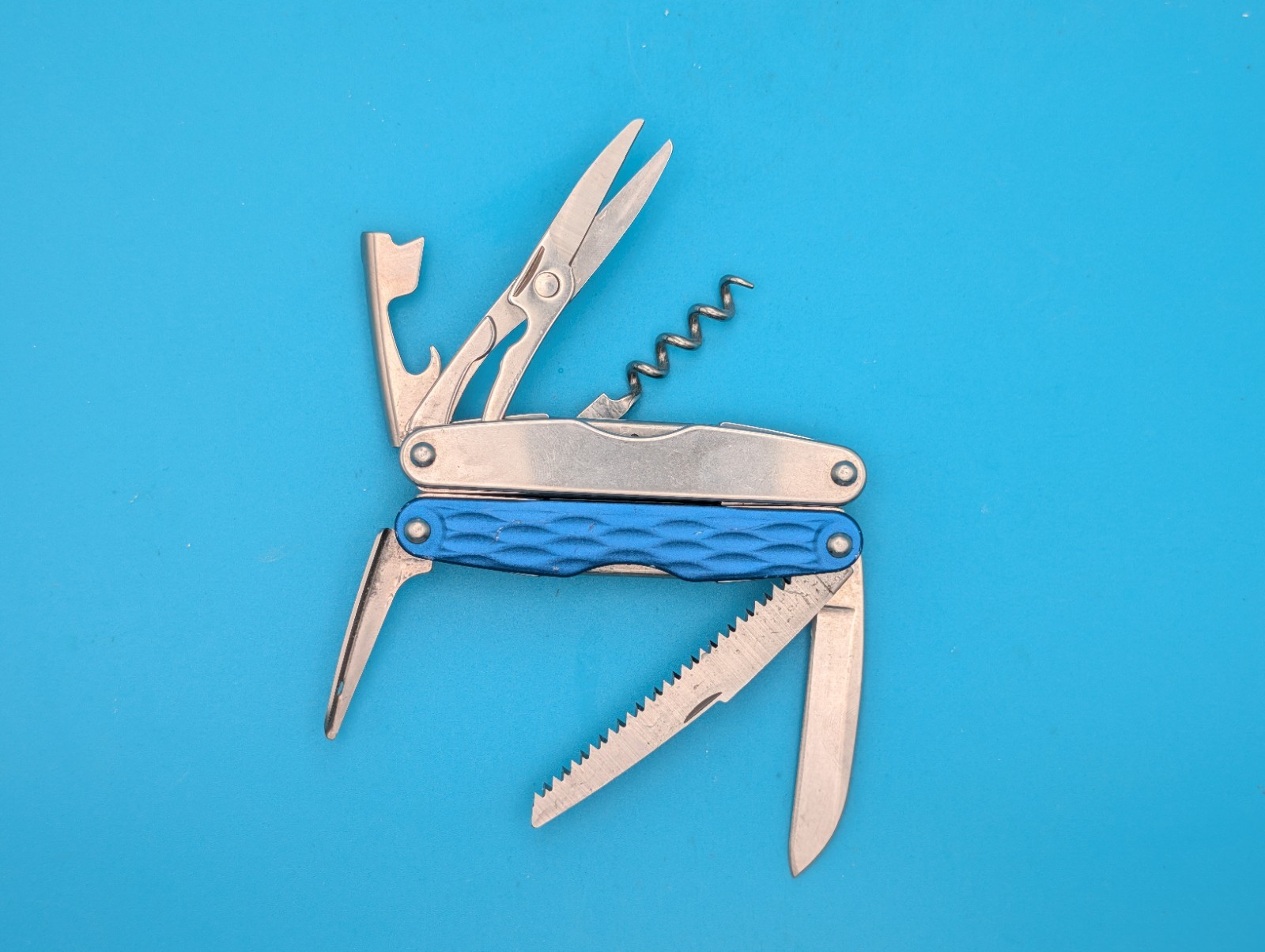 Leatherman Juice CS4 Multi Tool! Retired! COLUMBIA BLUE!
