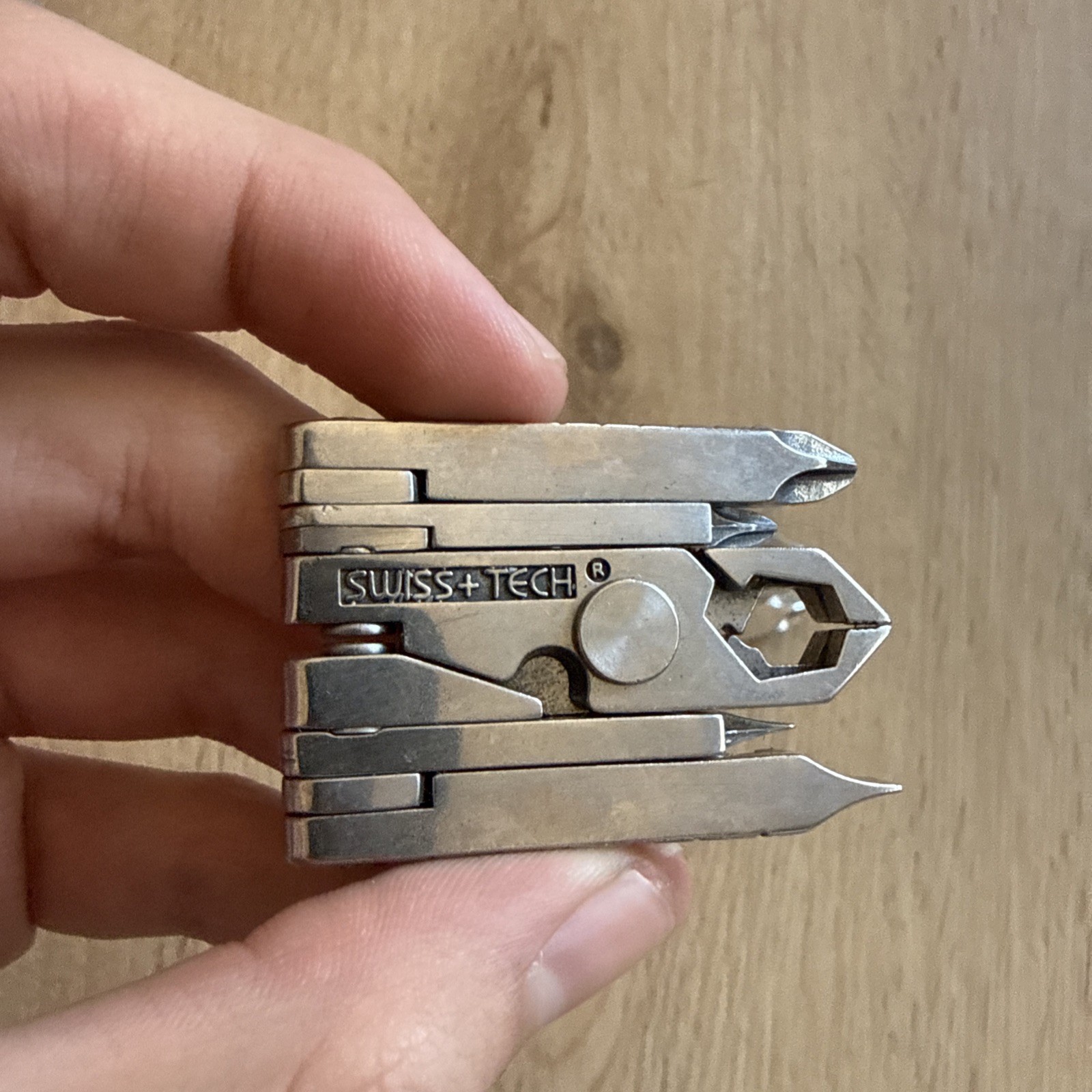 Swiss+Tech Keychain Multi-Tool Lot Micro-Max 19-in-1 & Micro-Tech 6-in-1 Pliers
