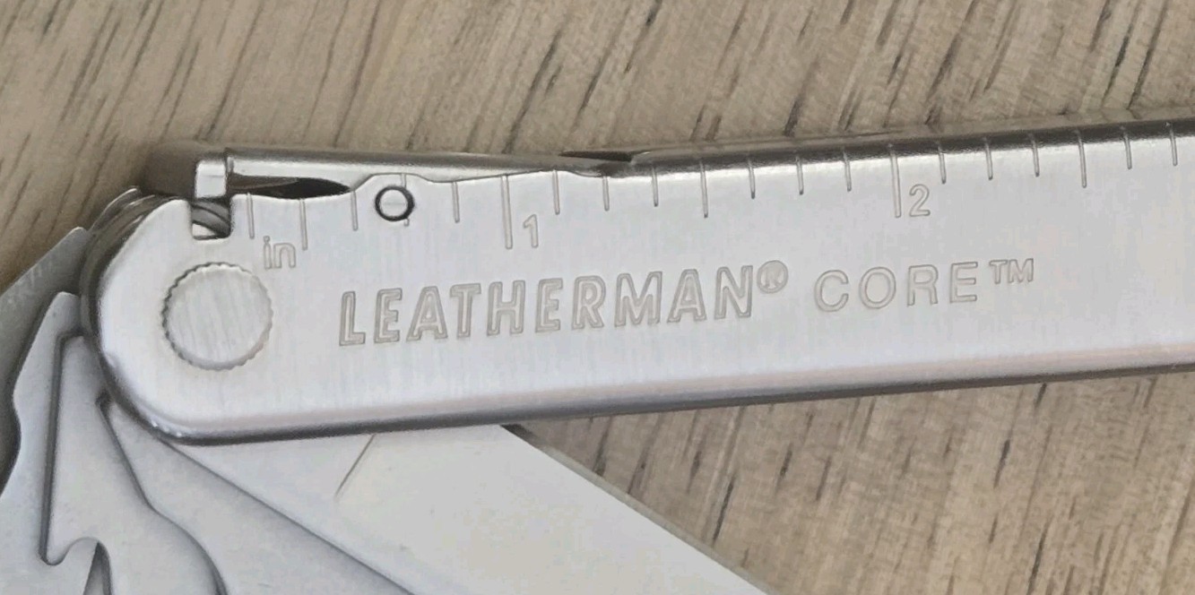 VTG NEW OLD STOCK Leatherman Core Multi Tool /w LEATHER CASE RETIRED CLASSIC!