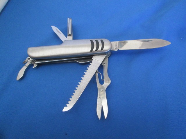 Multi-Tool Pocketknife Stainless Steel with 11 Tools 2″ Blade