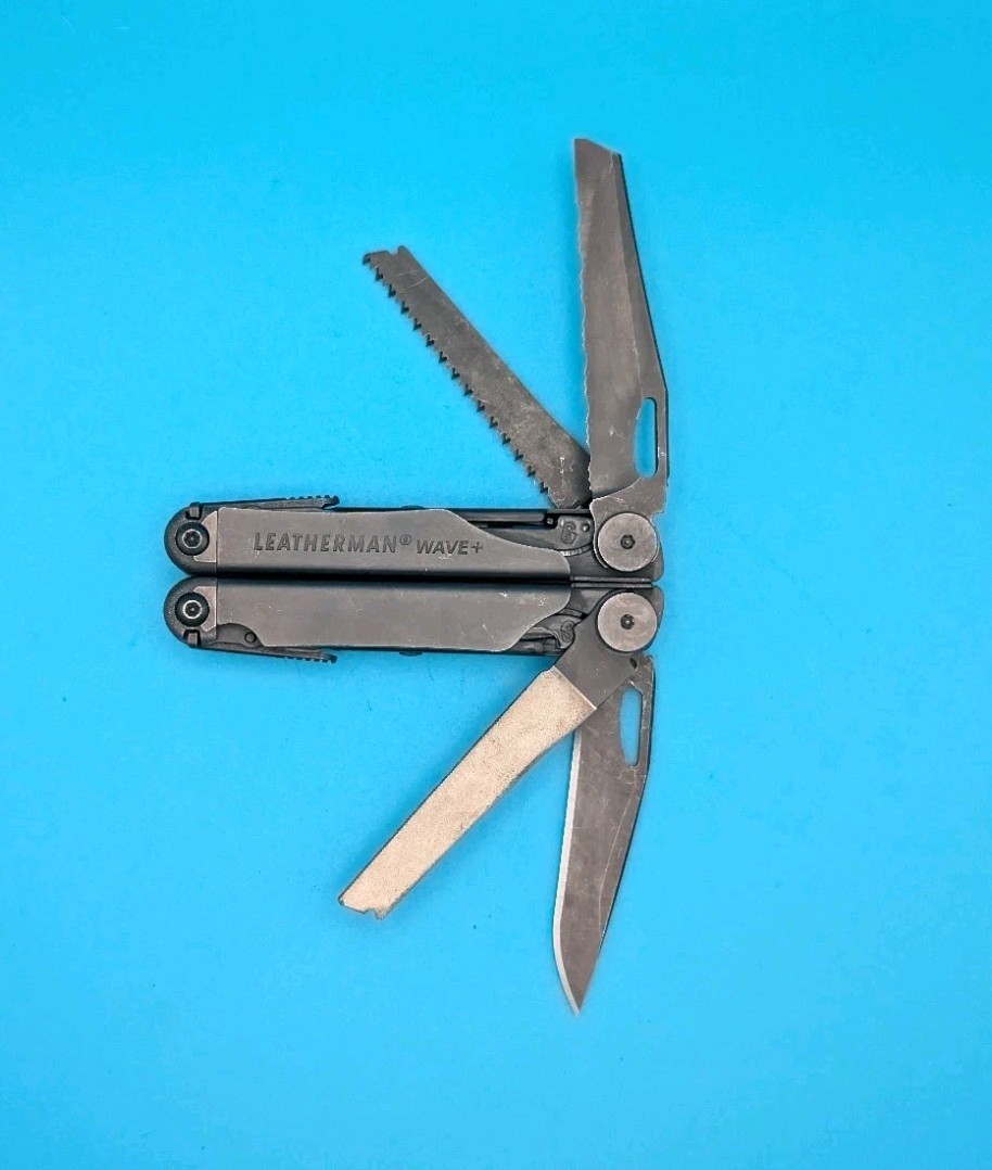 Leatherman Wave Plus + Multi-Tool! FAST SHIPPING! BLACK OXIDE! WITH SHEATH!