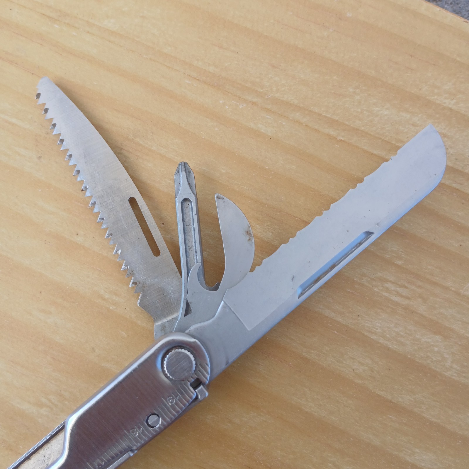 LEATHERMAN Multi tool LOT of 4 | PST II, Rebar, Wave, Fuse