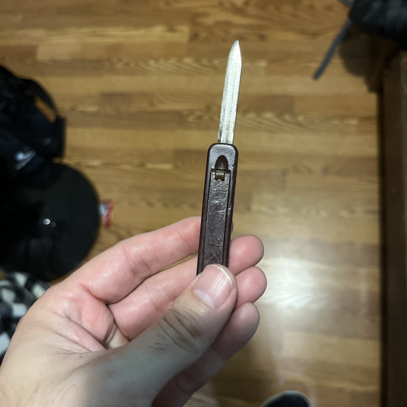 Mini Pocket Foldable Keychain Knife Small Vintage Secret Folding Knife B5