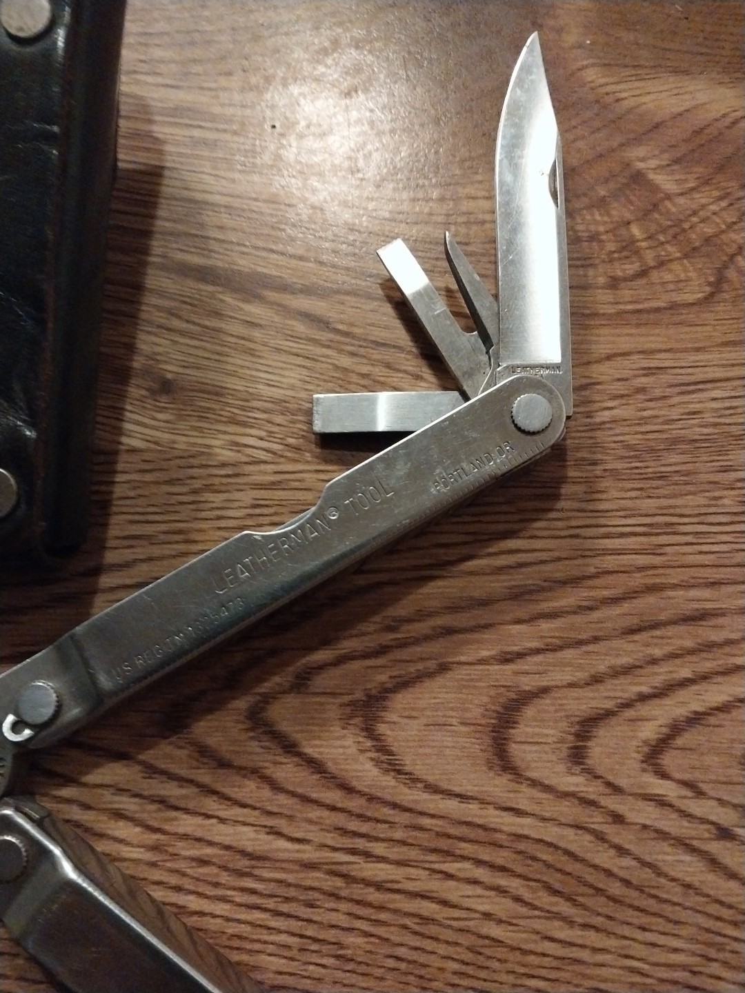 Vintage Leatherman Marlboro Country Multi Tool Tm 1325473 USA w/sheath
