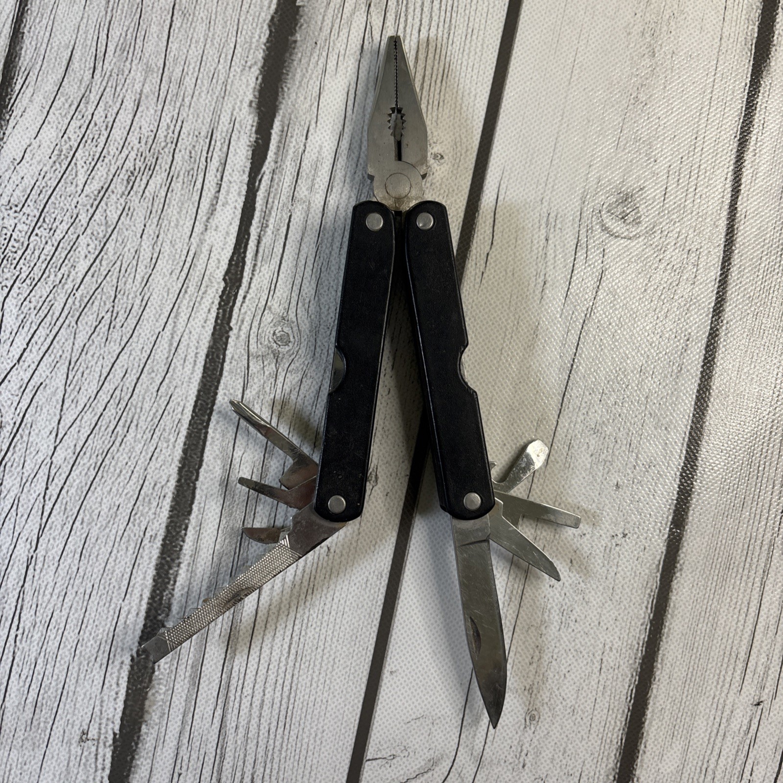 Barlow Force Pliers Multi-Tool Stainless Steel Black Plastic Handle (9) Tools.
