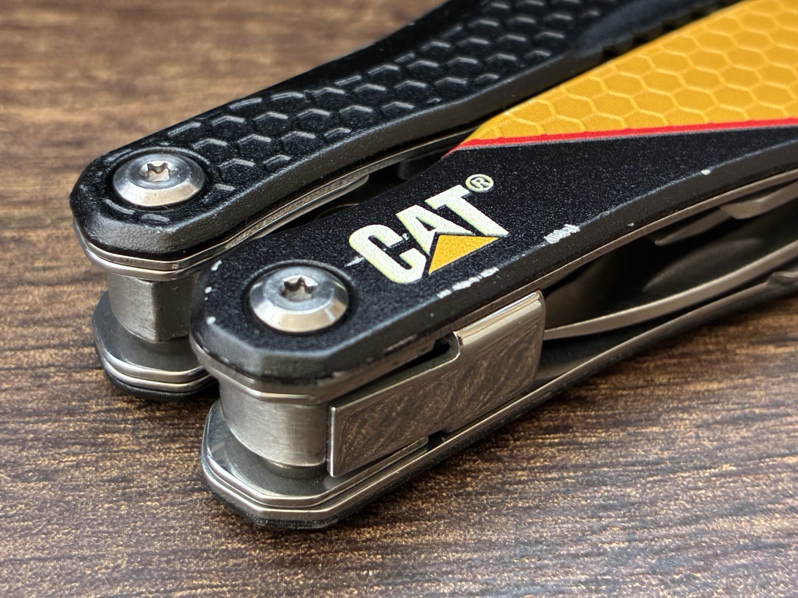 CAT Black & Yellow Multi-Function Tool 12-in-1