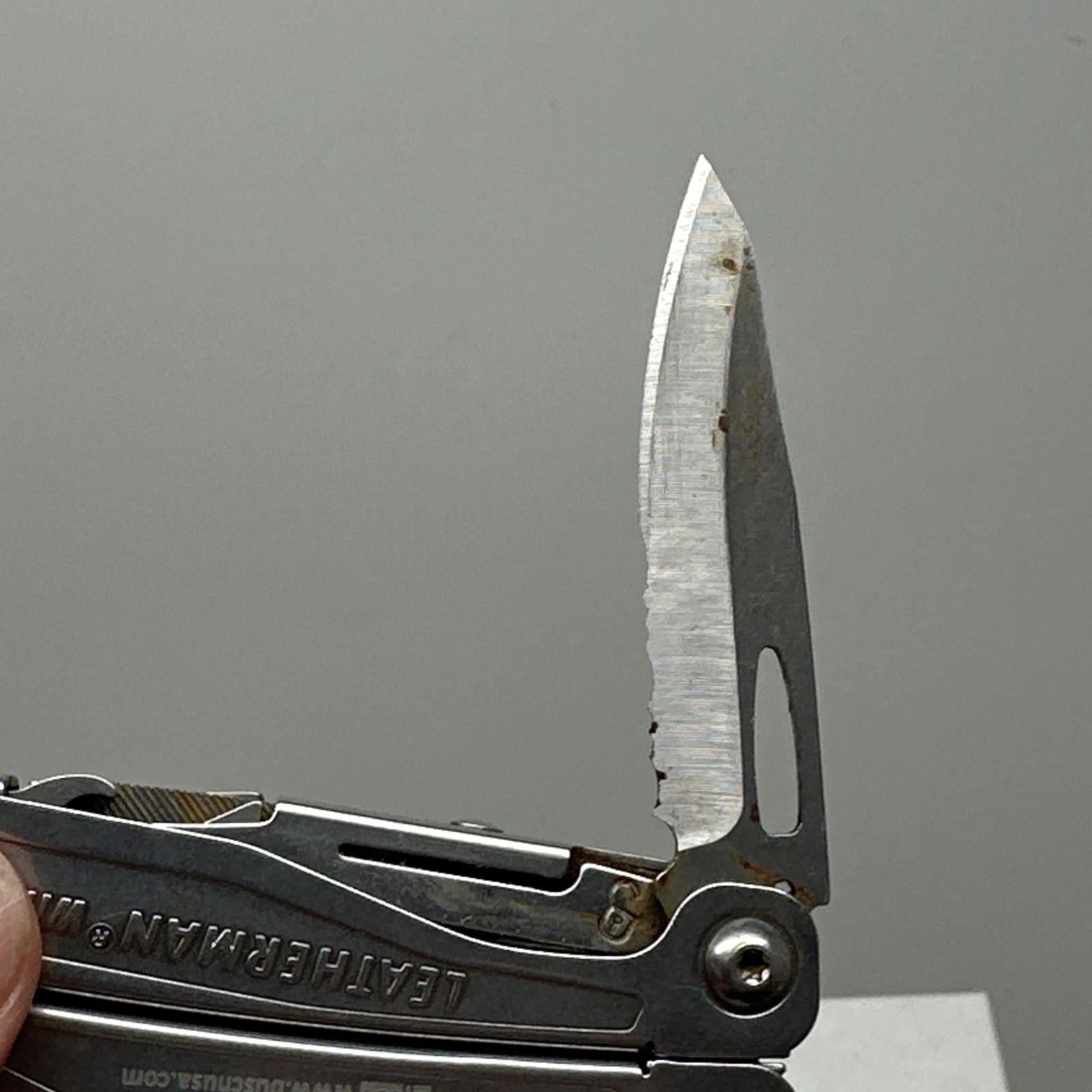 LEATHERMAN WINGMAN MULTI TOOL PLIERS KNIFE W/ SCISSORS
