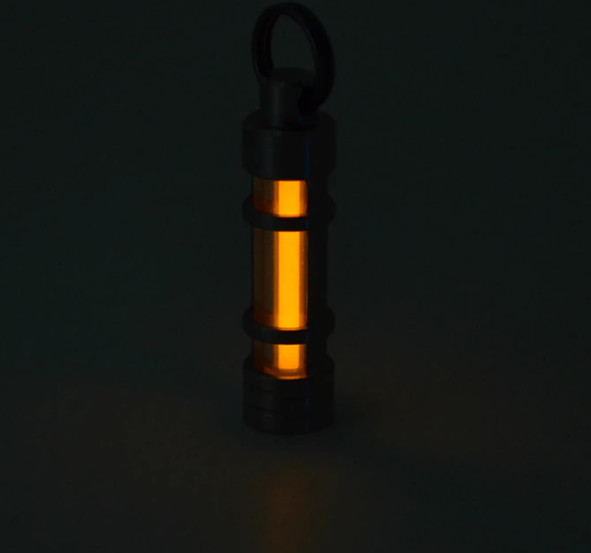 Titanium Key Chain Outdoor Life Saving Tool 25 Year Emergency Light