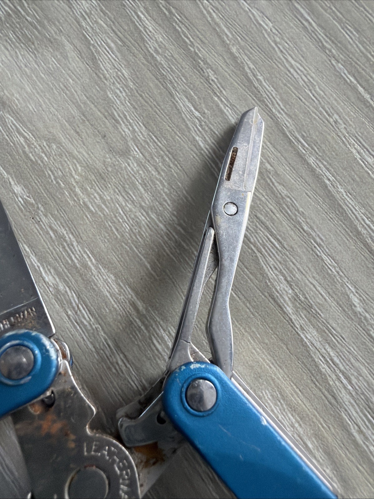 Leatherman Squirt PS4 MultiTool Knife File Lot-2 Scissors Broken Rusty Parts