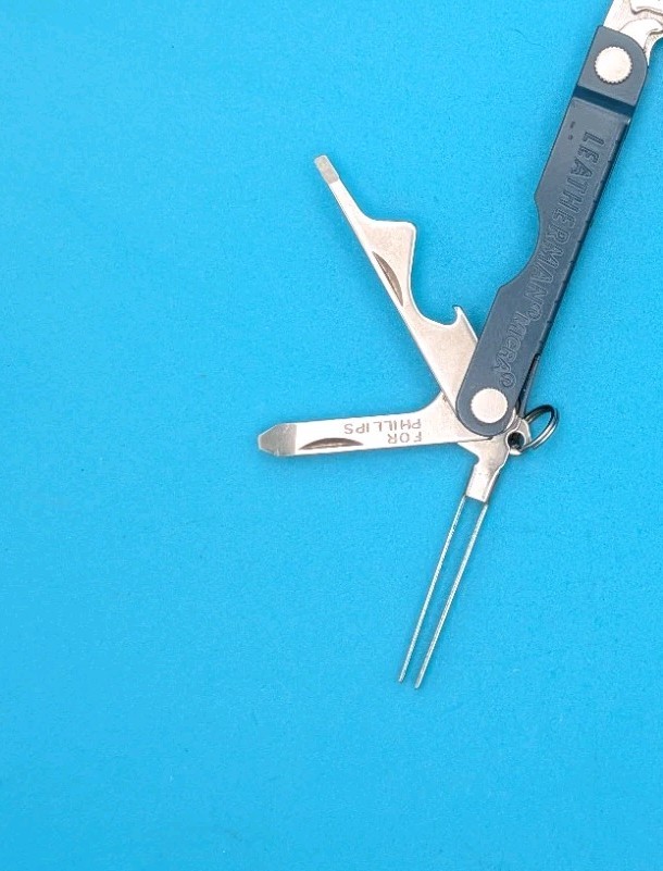 Leatherman Micra Multi-Tool, Knife, Scissors, Key Ring, Blue! *BCC*